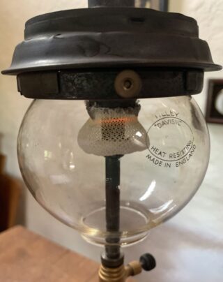 Tilley 'Pork Pie' TL106 Pressure Lamp c1947, original globe - Image 5