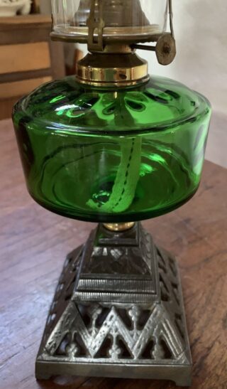 Victorian vivid green glass font, oil lamp c1900, cast iron base, crimp top chimney - Image 2