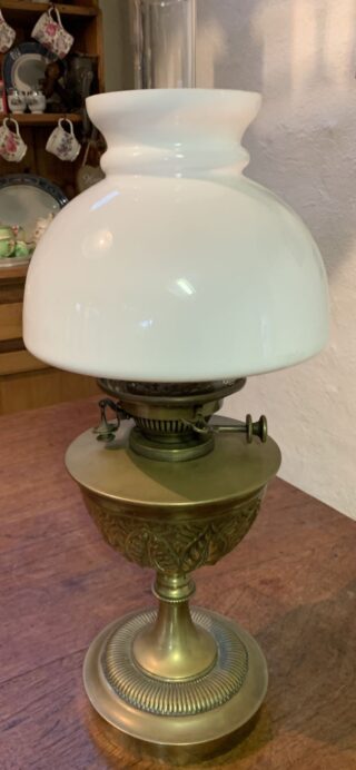 Hinks Table lamp with Hinks rise and fall burner marked Benett Fink London