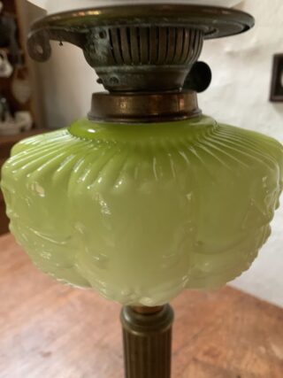 Victorian Lion Head base embossed lemon lime font - Image 2