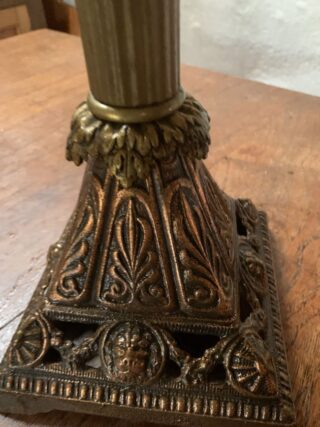 Victorian Lion Head base embossed lemon lime font - Image 4