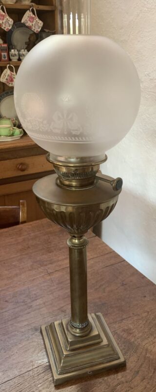 Hinks Centre Draught Banquet Lamp, Hinks lever burner and Fish Eye filler cap