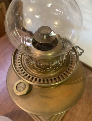 Hinks Centre Draught Banquet Lamp, Hinks lever burner and Fish Eye filler cap - Image 3