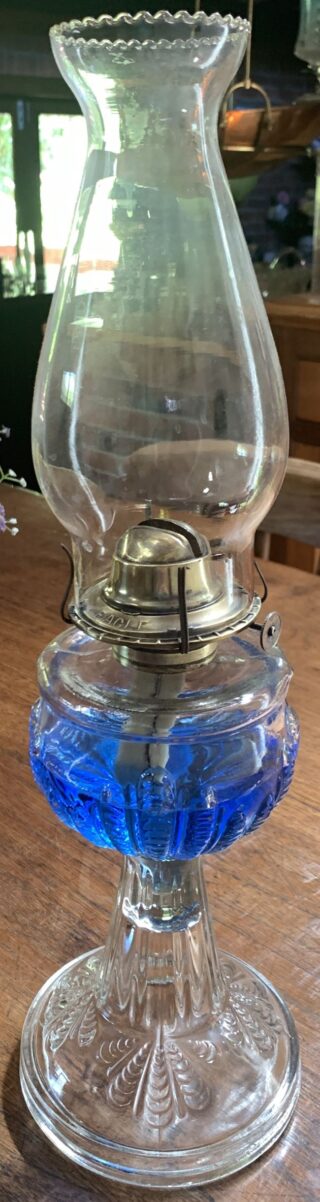 American Turkey Foot glass oil lamp c1900