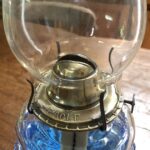 American Turkey Foot glass oil lamp c1900 - Image 2