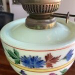 Cleopatra Cast iron base Rd 477375 oil lamp, hand painted font - Image 4