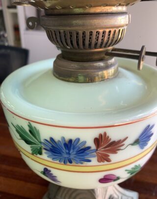 Cleopatra Cast iron base Rd 477375 oil lamp, hand painted font - Image 4