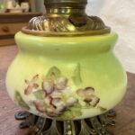 American 'The Royal Oil Company' parlour lamp - Image 2