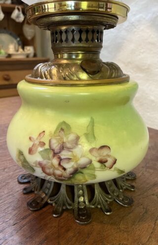 American 'The Royal Oil Company' parlour lamp - Image 2