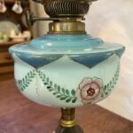 English Victorian 2 toned blue font hand painted oil lamp - Image 2