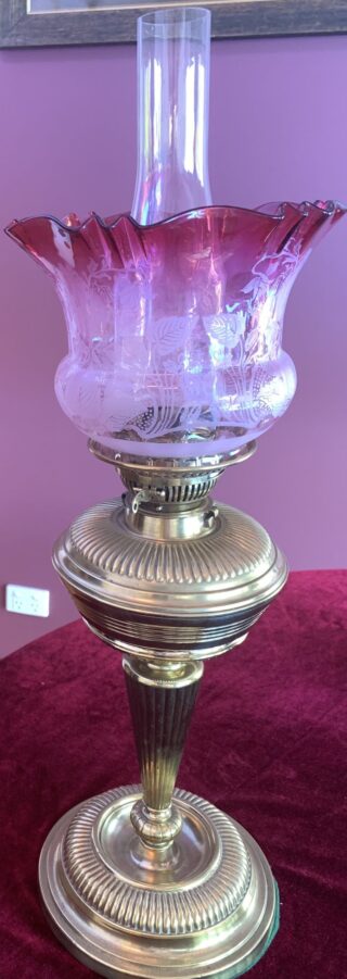 Victorian Messenger No.2 lever lift burner, optic tulip shade