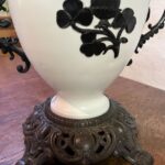 Miller Table Lamp with original font, burner and tripod - Image 3