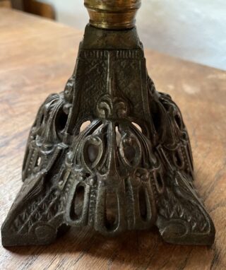 Uranium glass font oil lamp - Image 5