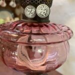 Victorian original cranberry font and shade oil lamp - Image 4