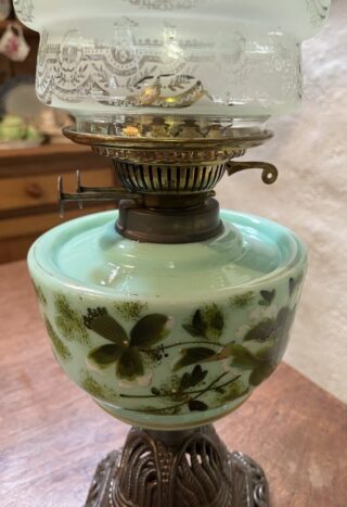 Uranium Victorian table lamp - Image 3
