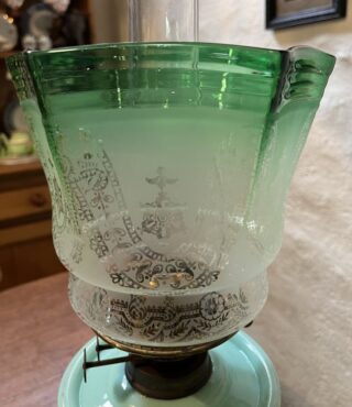 Uranium Victorian table lamp - Image 5