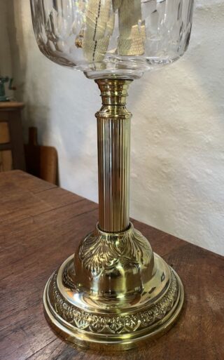 Brass Table Oil Lamp facet cut crystal font - Image 4