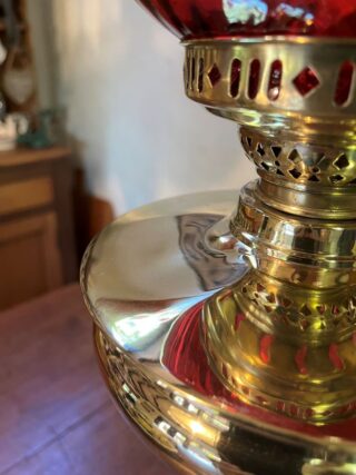 Brass Table oil lamp red swirl shade - Image 8