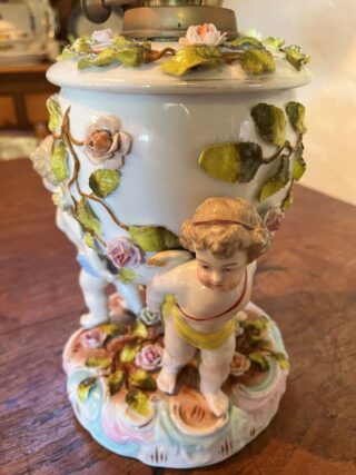 German Sitzendorf Cherub oil lamp - Image 5